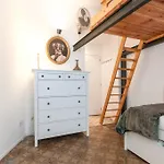 3 Bedroom Apartment Near Las Ramblas