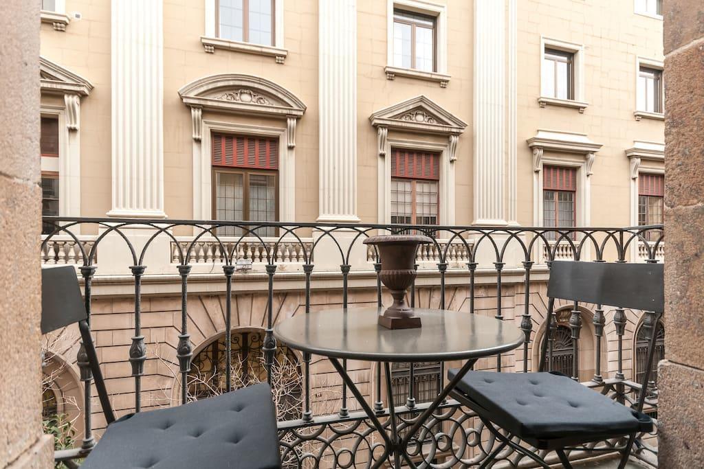 3 Bedroom Near Las Ramblas * Barcelone