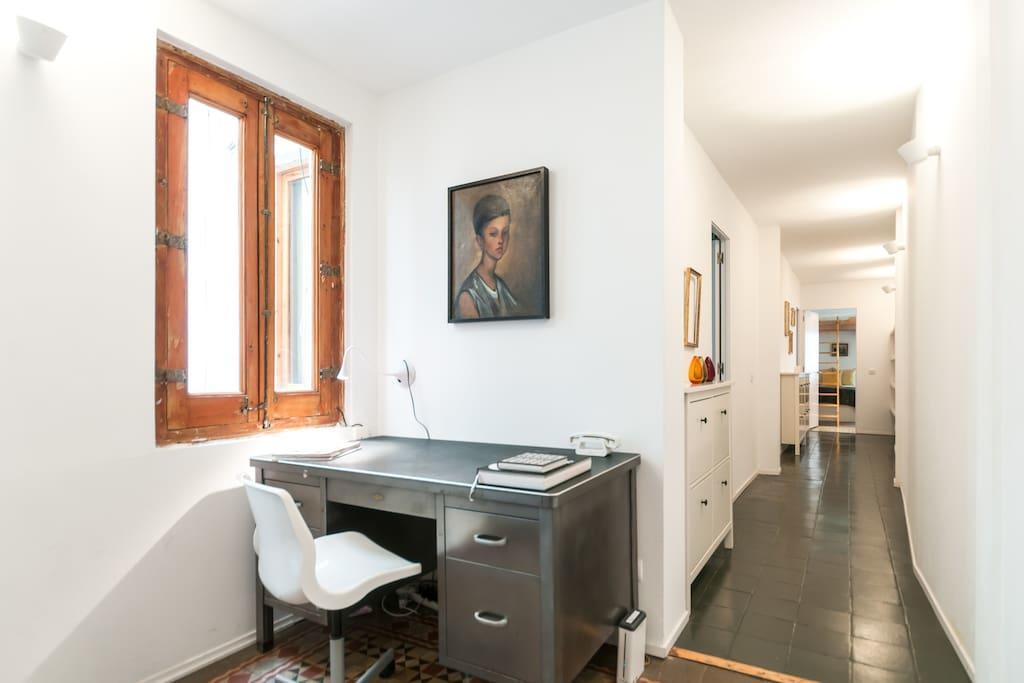 3 Bedroom Near Las Ramblas Appartement