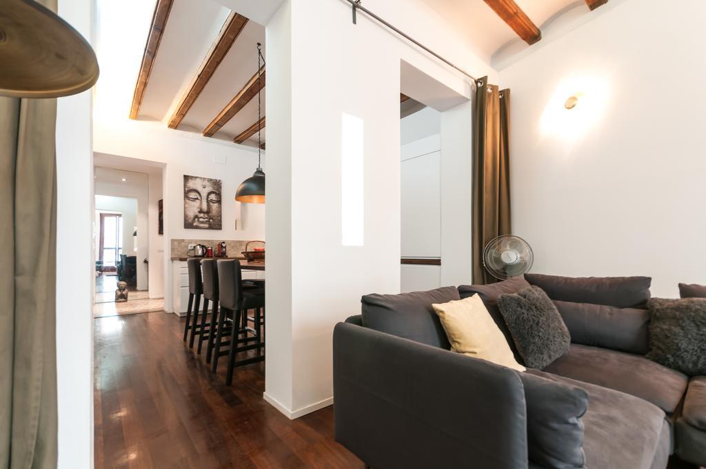Appartement 3 Bedroom Near Las Ramblas